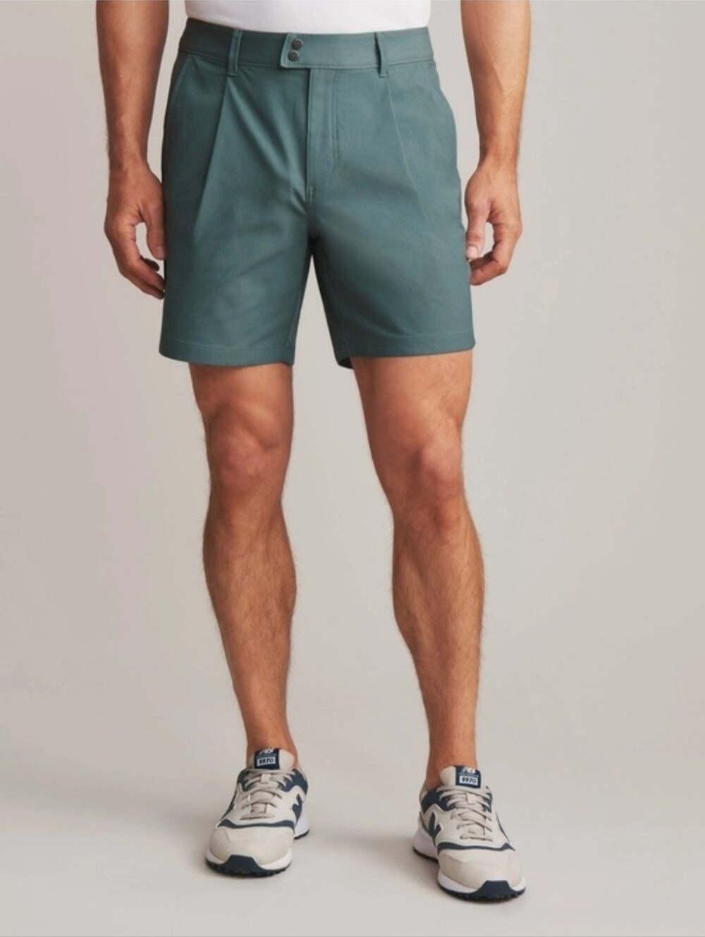RHONE 7" Golf Tour Shorts In Tidal Green